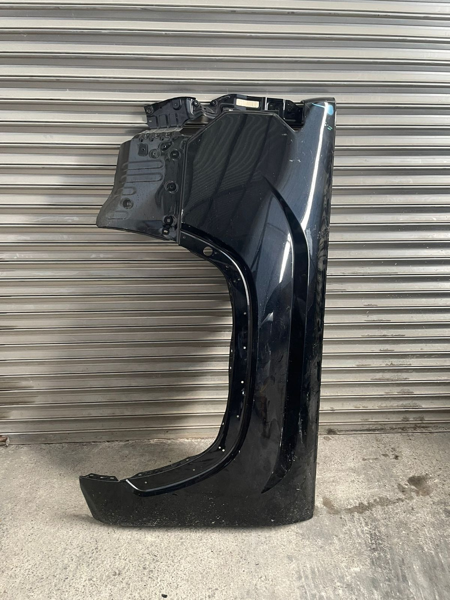 Costado Toyota Tundra 2022 2023 2024 
