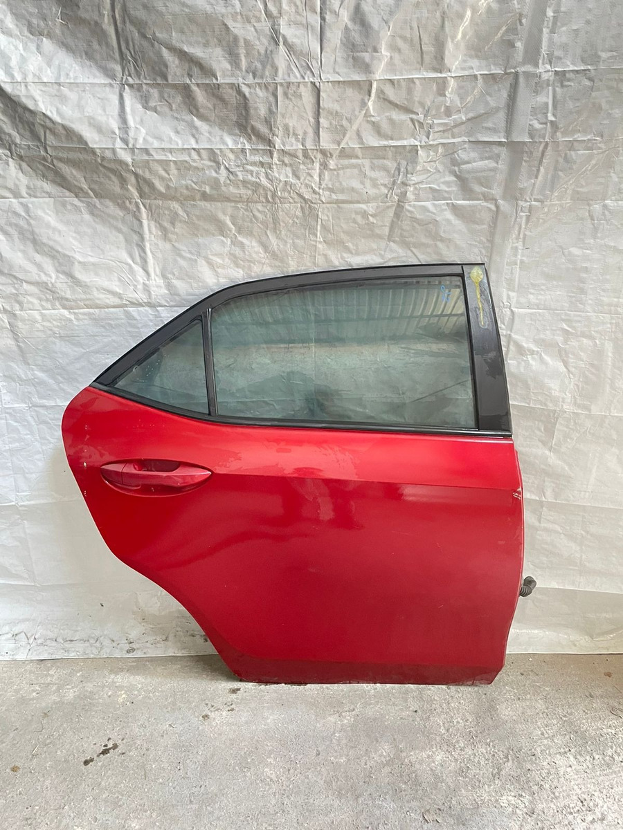 Puerta Toyota Corolla S2014 2015 2016 2017 2018 2019 - vista 1
