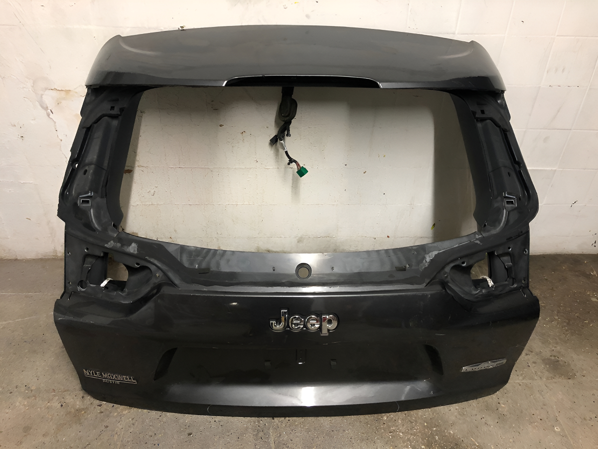 Quinta Puerta Jeep Cherokee Latitude 2018 2019 2020 - vista 1