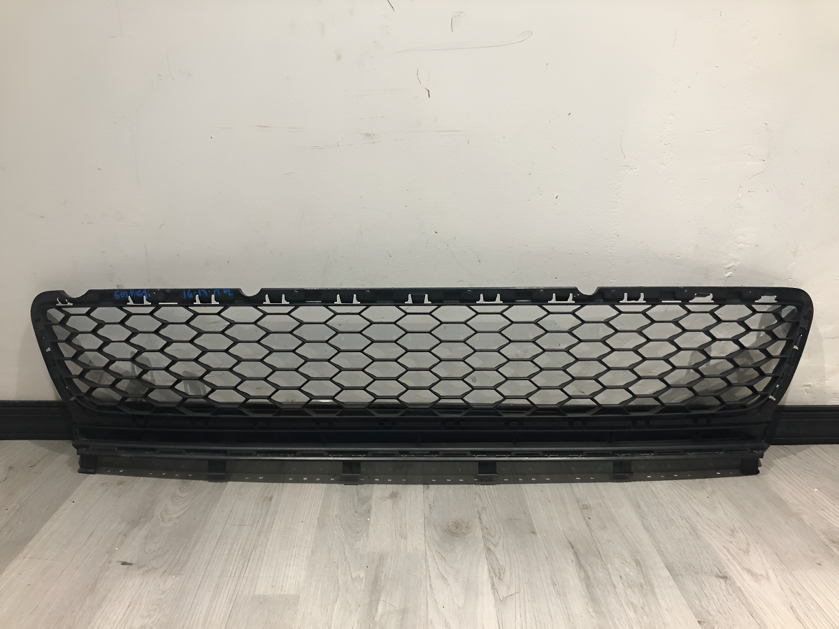 Parrilla Volkswagen Golf Gti 2015 2016 2017 - vista 1