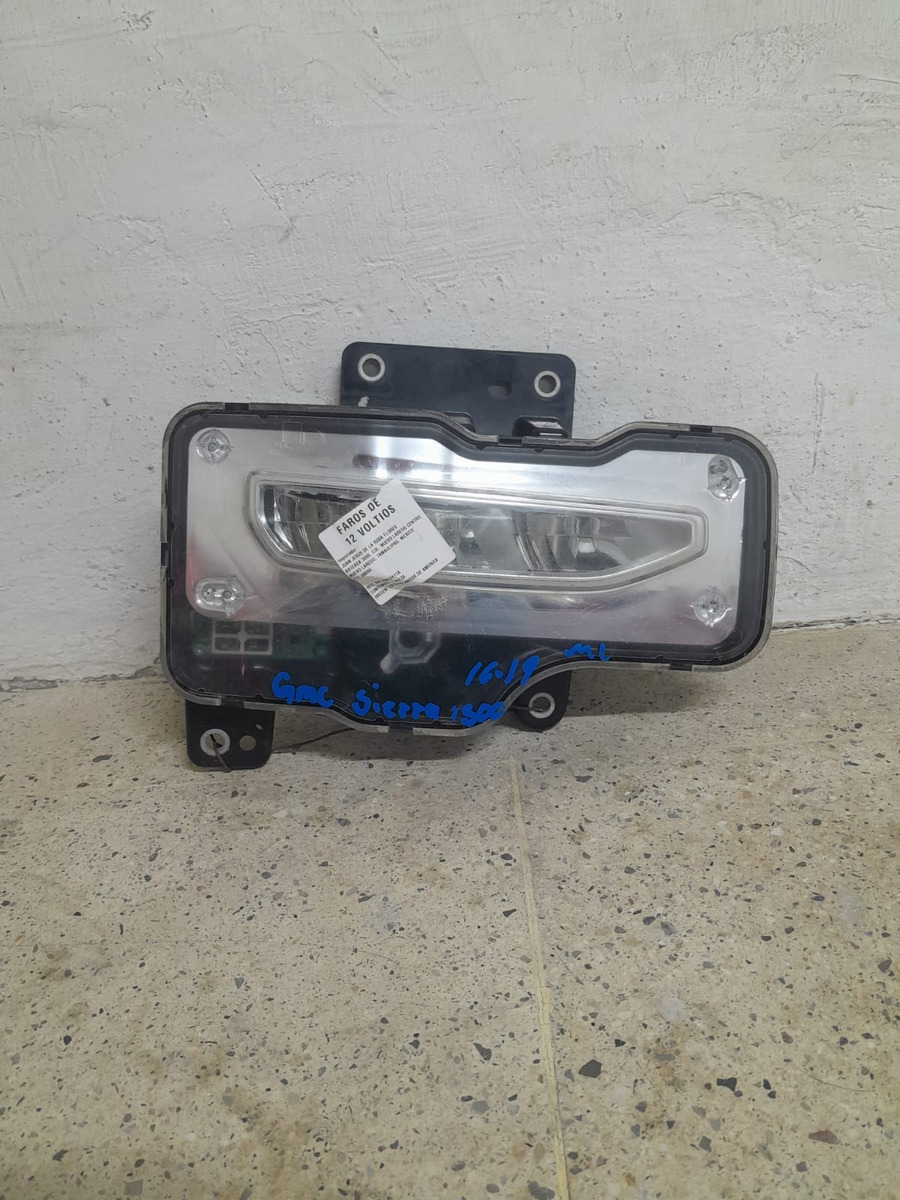 Faro Niebla Derecho Gmc Sierra 2016 2017 2018 2019 - vista 1