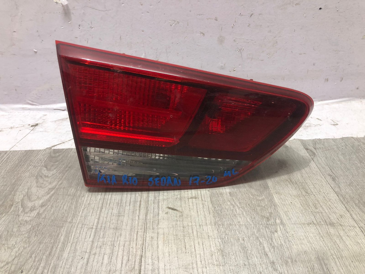 Intercalavera Izquierda Kia Rio Sedan 2017 2018 2019 2020
