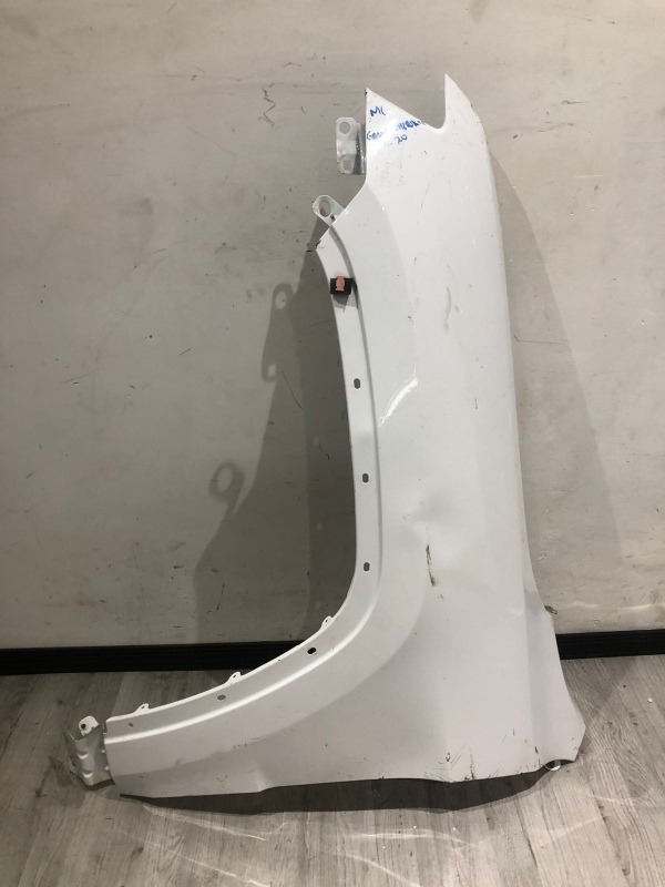 Salpicadera Izquierda Grand Cherokee 2011 2014 2016 2020 - vista 1