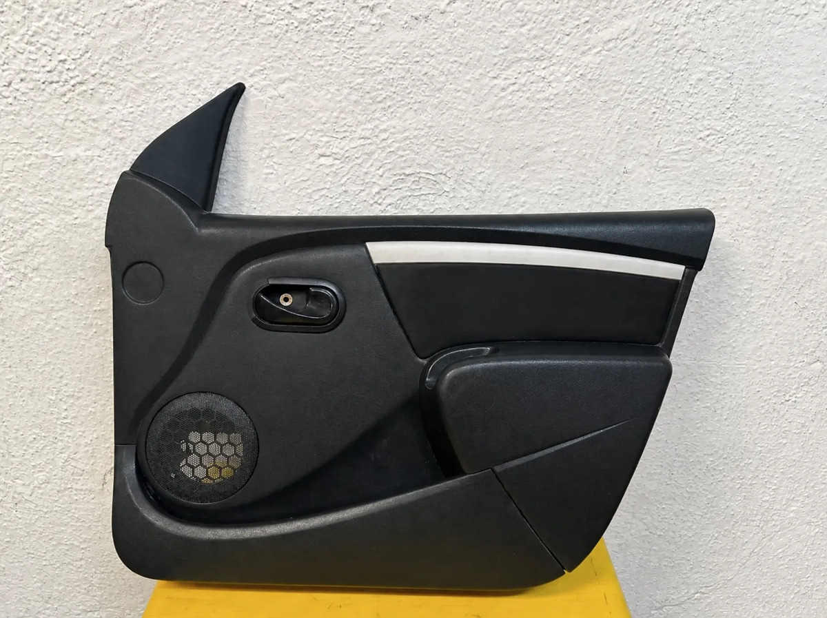 Tapiceria Delantera Derecha Nissan Aprio 2007 - 2011 - vista 1