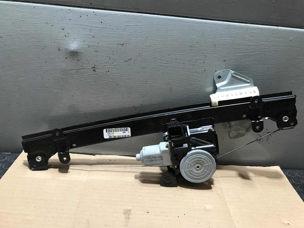 Nissan Altima 2013 Al 2018  Motor Cristal Delantero Derecho