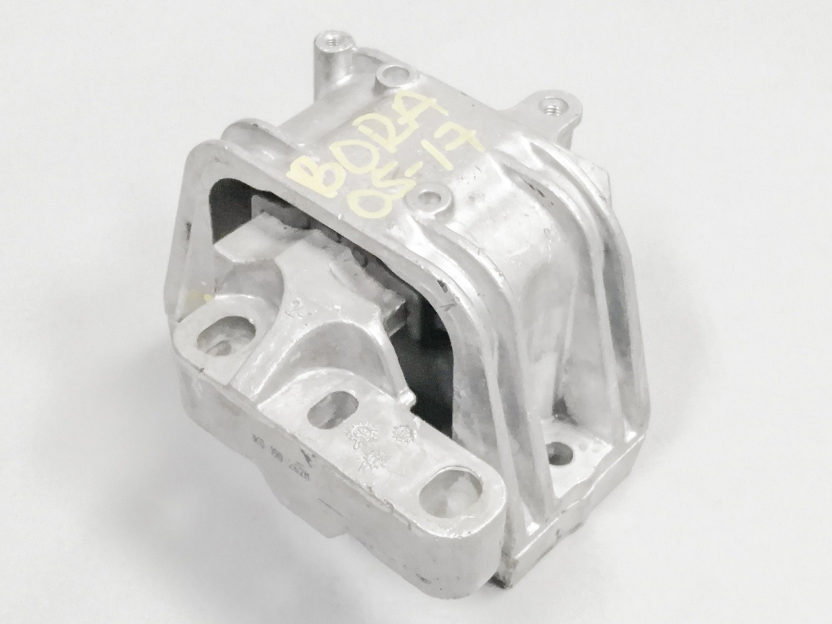 Soporte Motor Der Vw Bora 2.0l 2005 2006 2007 2008 2009 2010