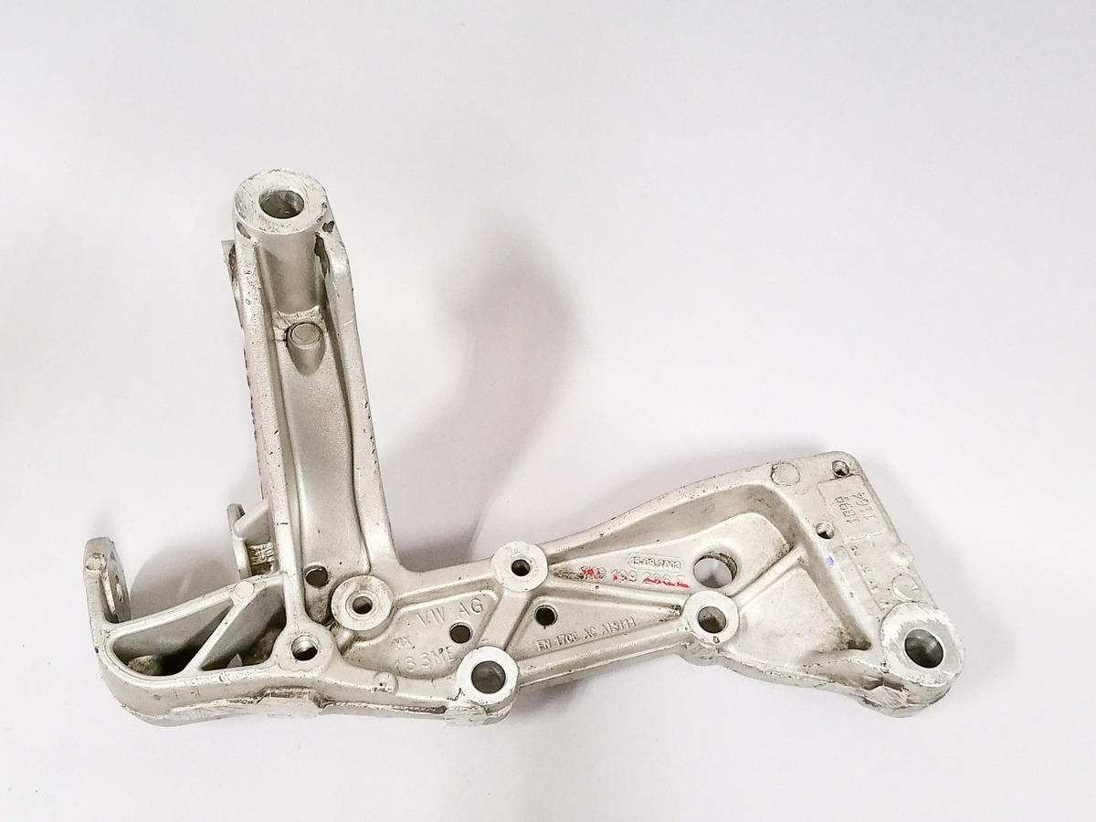 Soporte Lateral Derecho Vw Bora 2005 2006 2007 2008 2009 10
