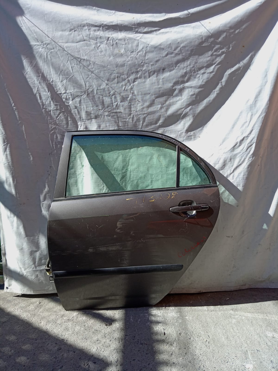 Puerta Trasera Izquierda Toyota Corolla 2003-2005 - vista 1