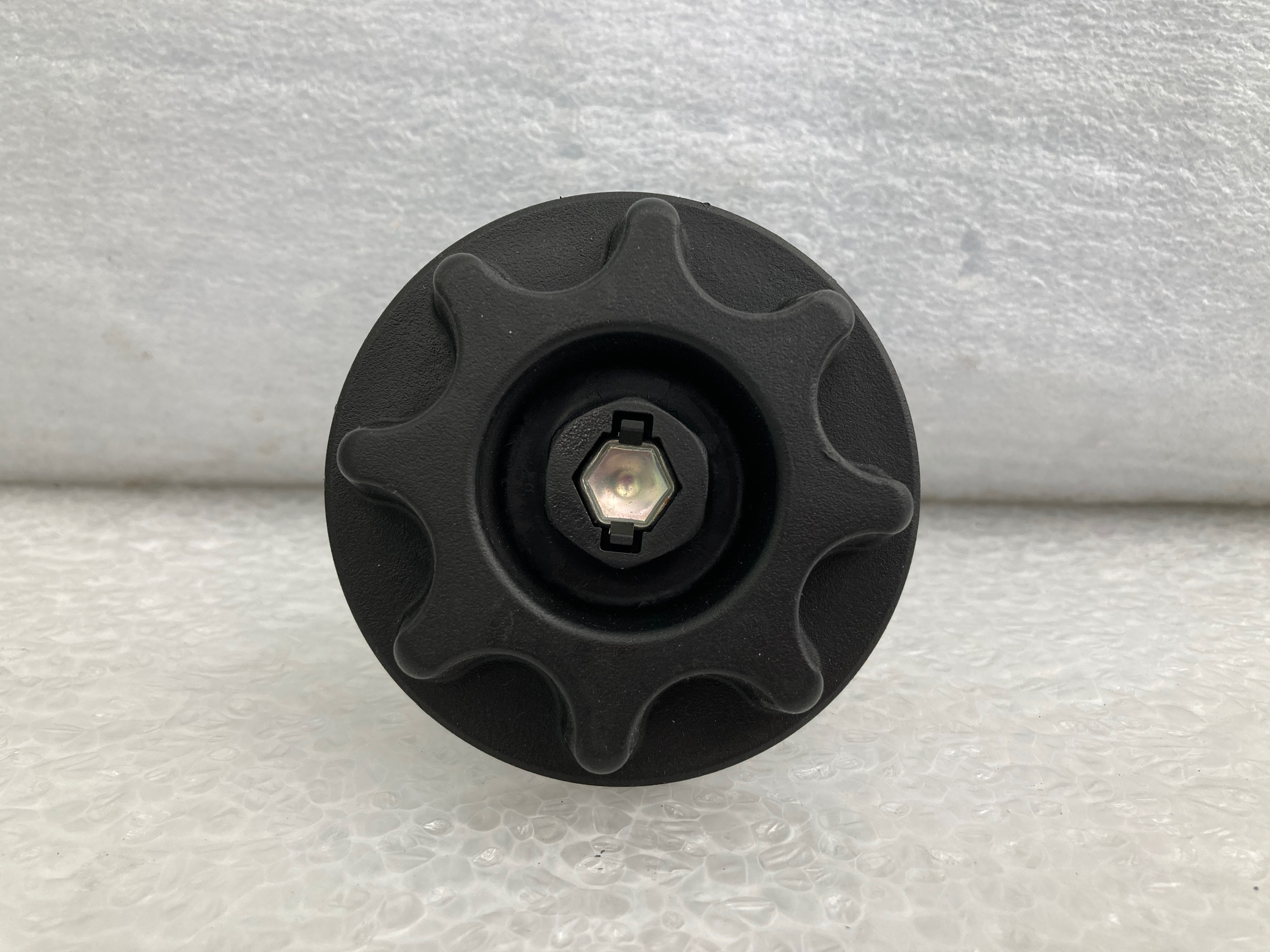 Toyota RAV4 2013 - 2018 Soporte Trasera - vista 1