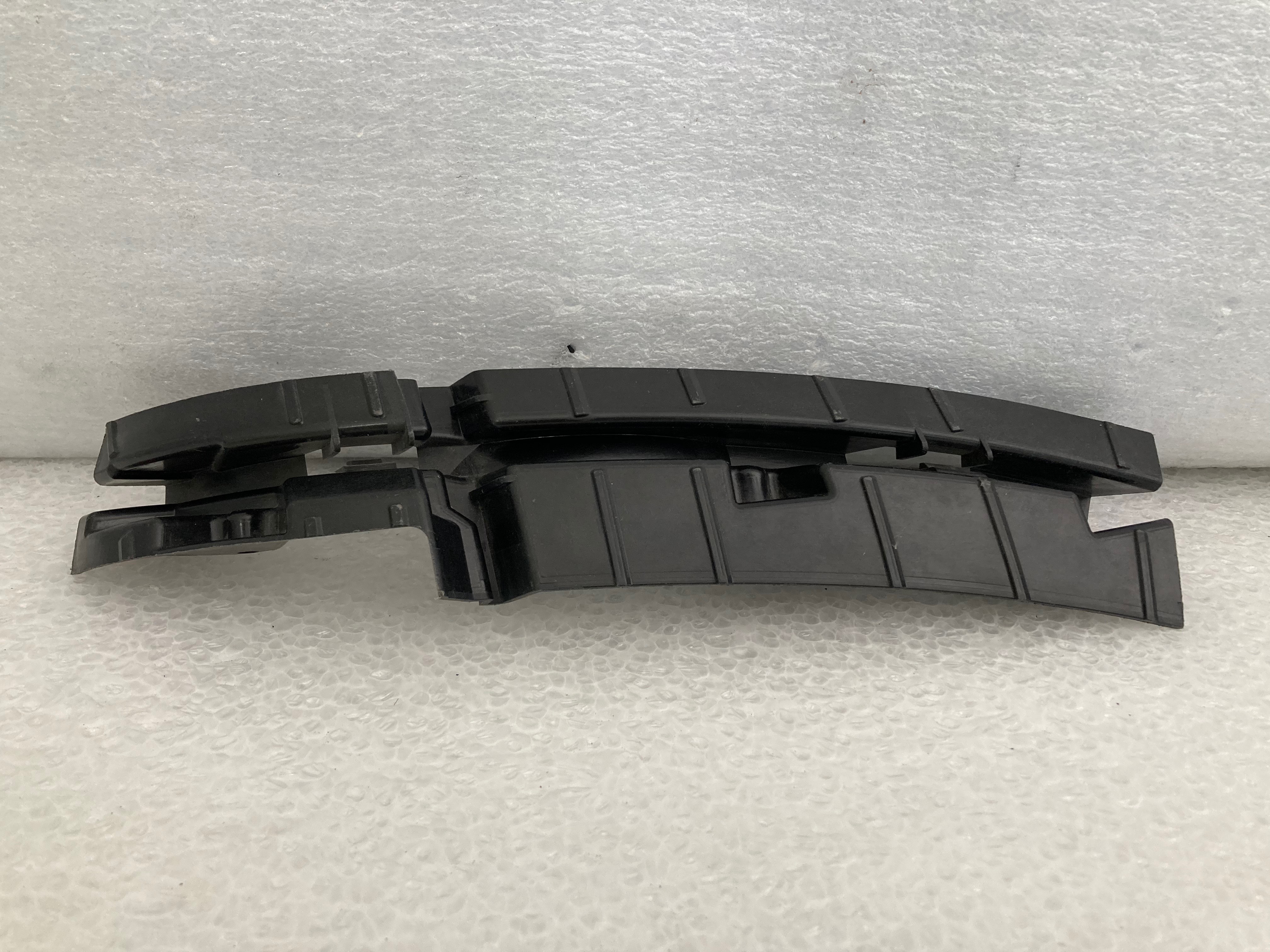 Audi Q5 2013 - 2017 Guia Delantera Izquierda Usado Original - vista 1