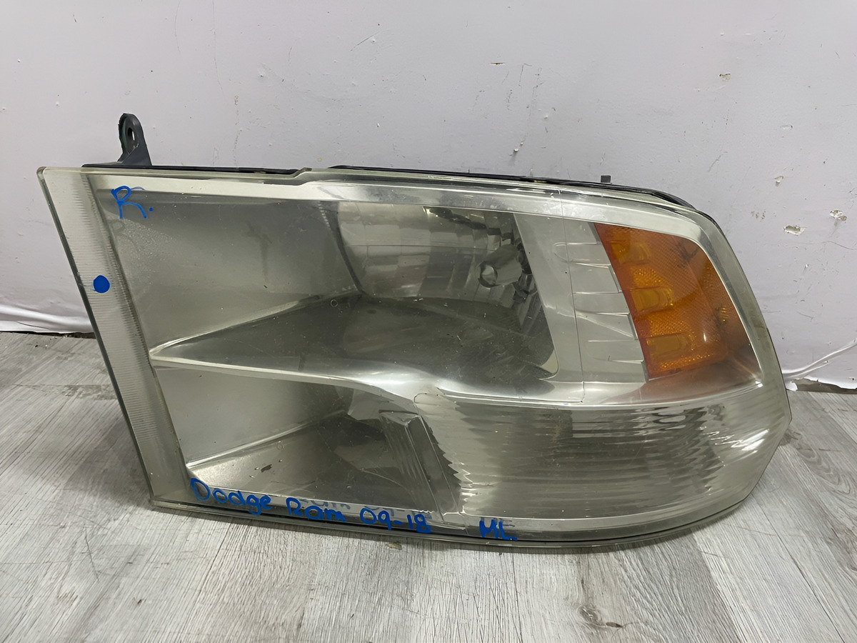 Faro Izquierdo Dodge Ram 2009 2010 2011 2016 2017 2018 - vista 1