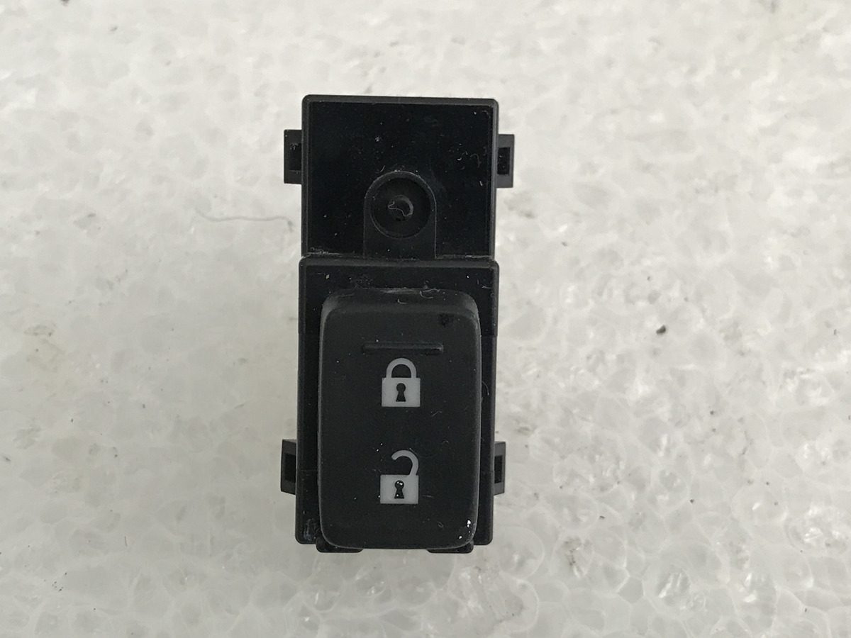 Mazda 6 2014 Al 2018 Switch Control Seguro Delantero Rh