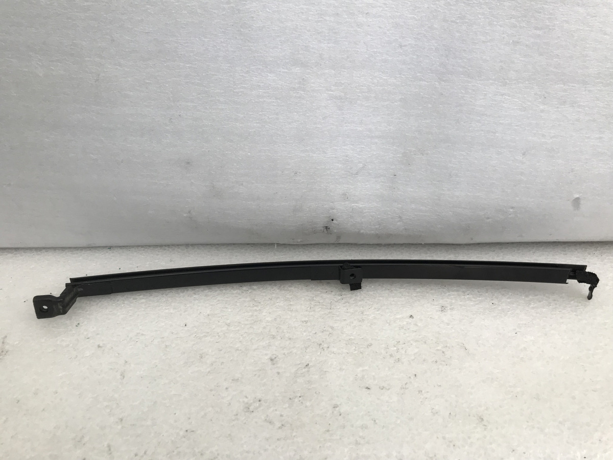 Mazda 6 2014 Al 2018 Guia De Cristal Trasero Derecho