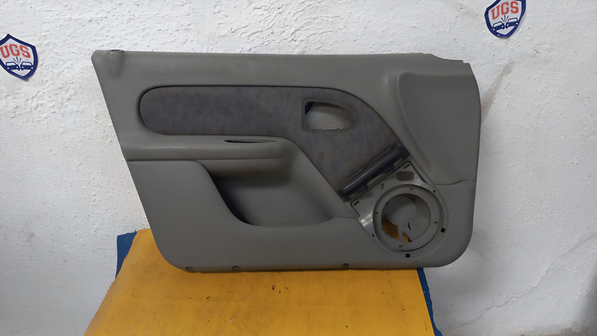 Tapiceria De Puerta Delantera Izquierda Platina 2002 2010 - vista 1