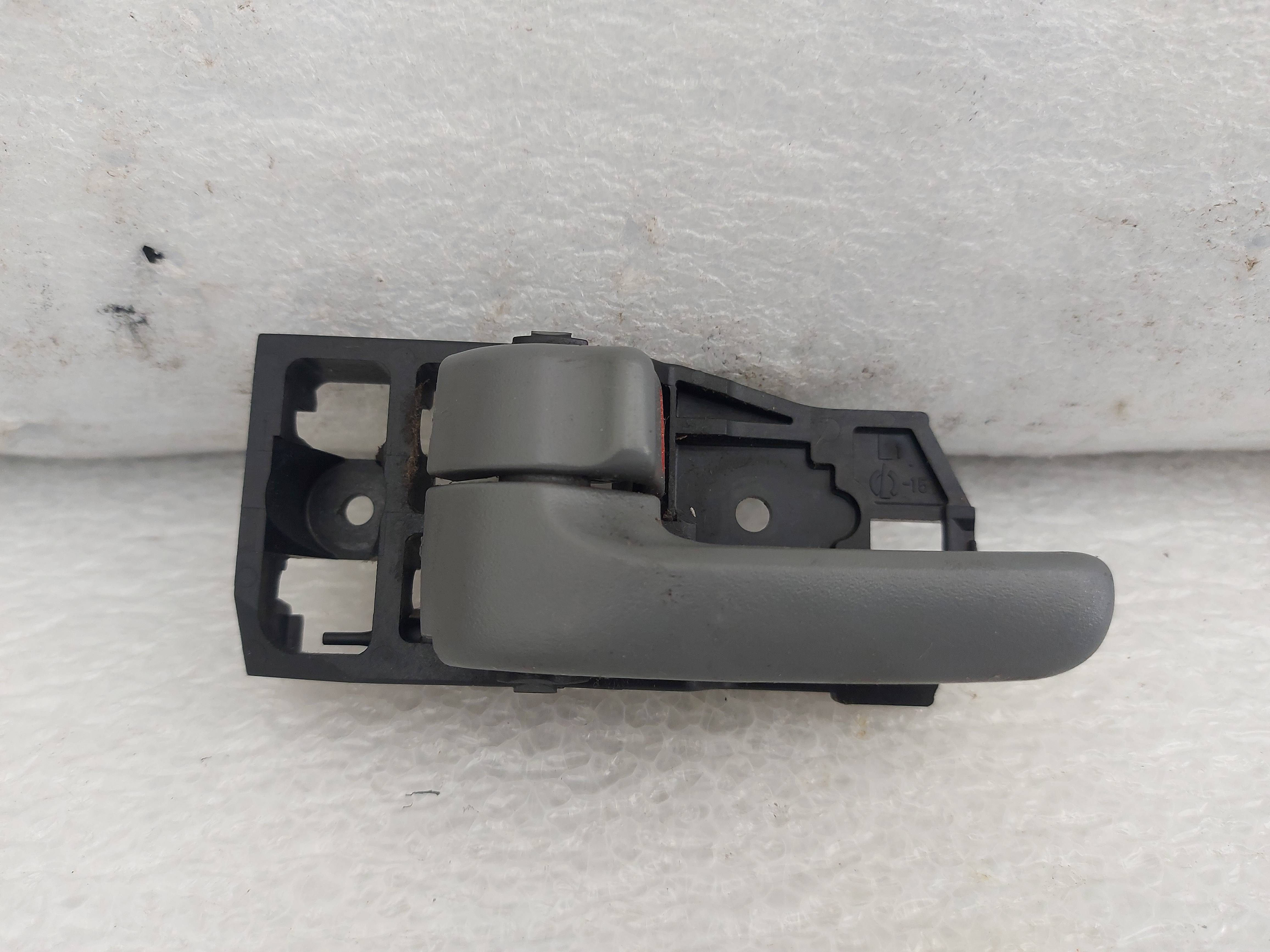Toyota Sienna 1998 - 2003 Manija Delantera Izquierda Usado Original - vista 1