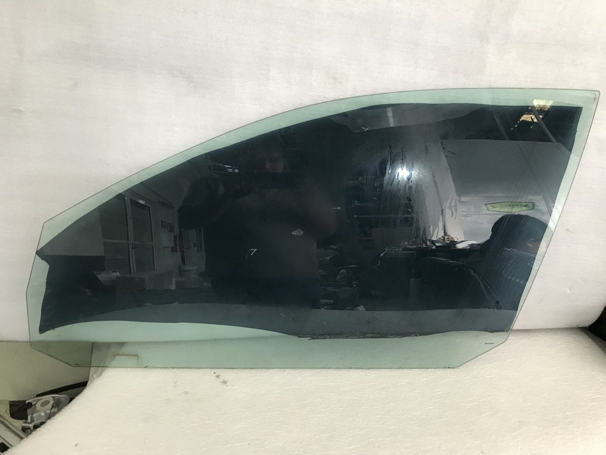 Volkswagen Bora 2005-2010 Vidrio Cristal Delantero Izq