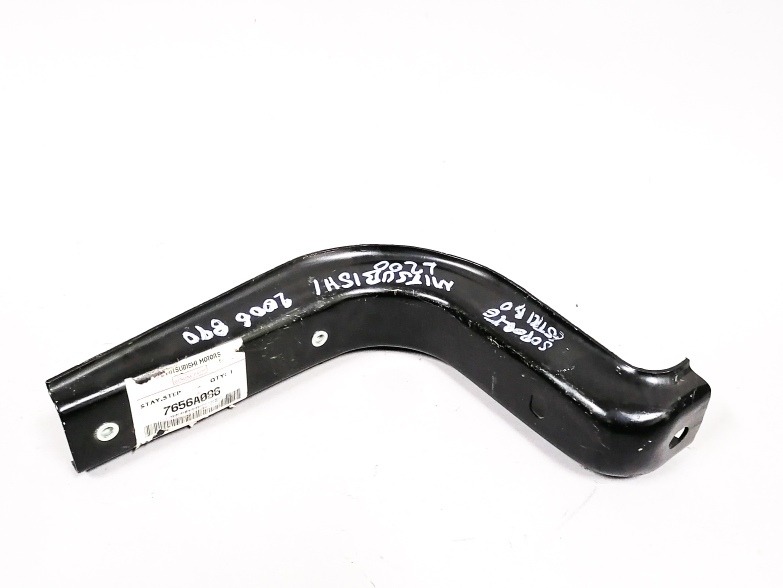 Soporte Estribo Mitsubishi L200 2006 (7656a086)
