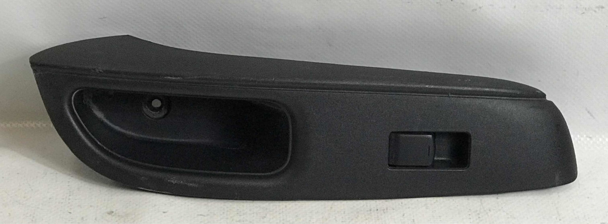 Nissan Versa 2012-2019 Switch De Cristal Trasero Derecho - vista 1