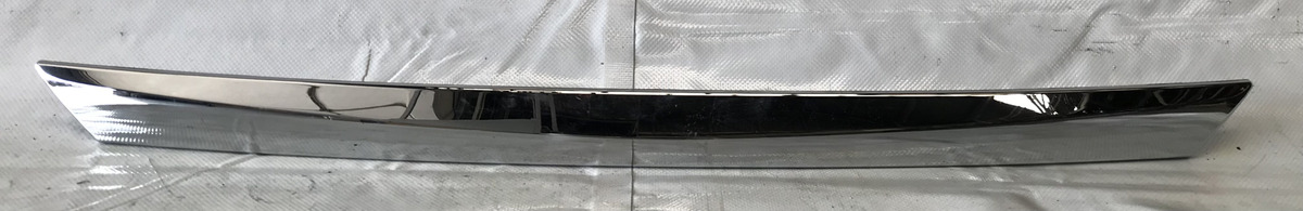Nissan Sentra 2013 Al 2019 Moldura De Cajuela