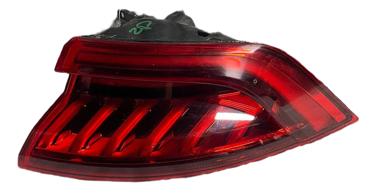 Calavera Derecha Audi Q8 2021 2022 2023 - vista 1