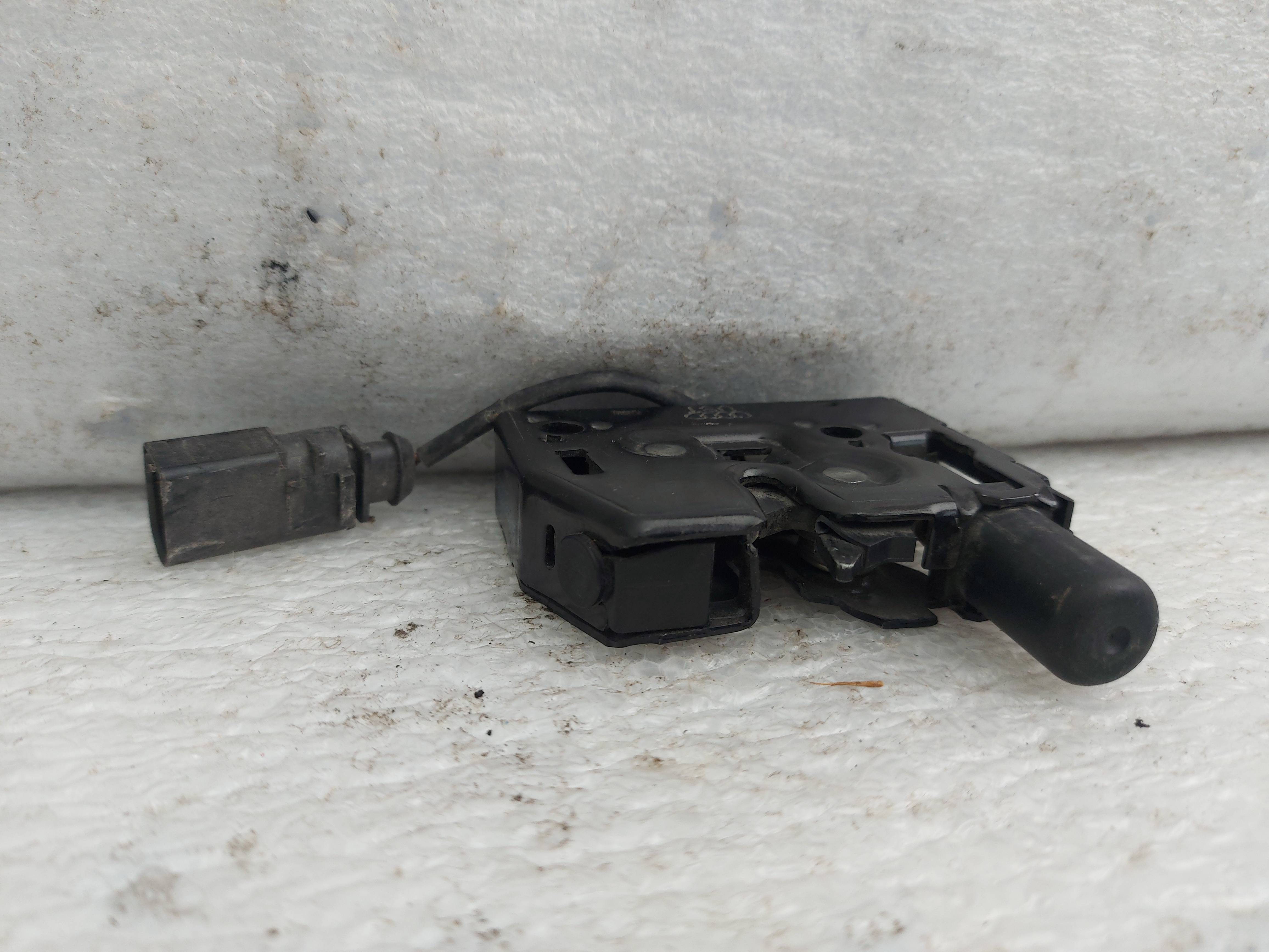 Audi A3 2015 - 2017 Chapa Trasera Usado Original - vista 1