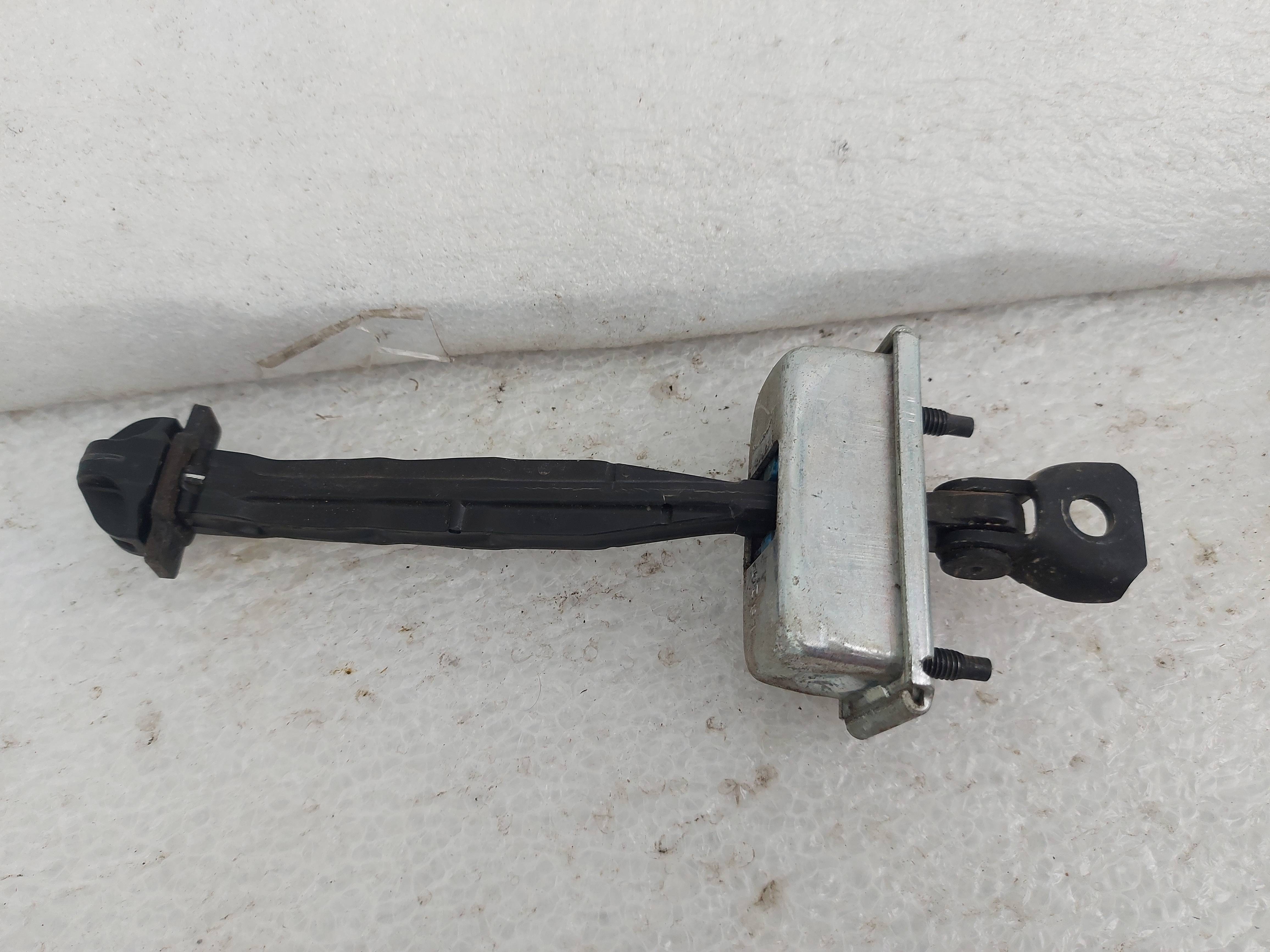 BMW X3 2012 Tirante Trasera Derecho Usado Original