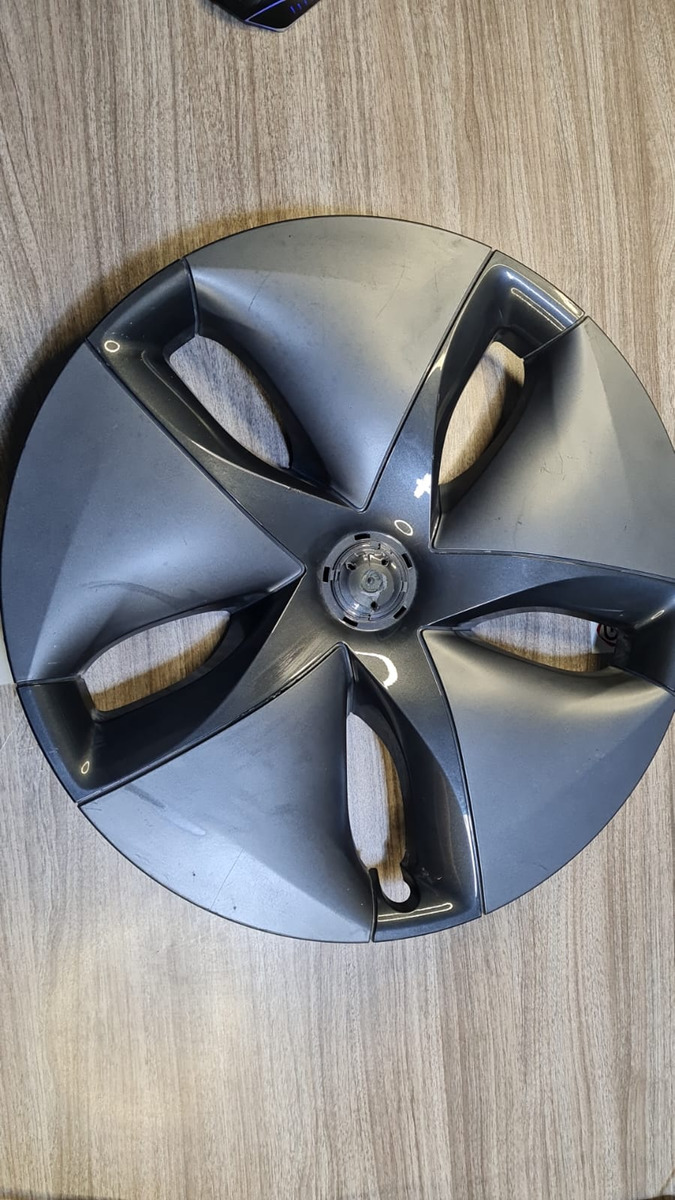 Tapon Rin Tesla Model 3 2017 -2020 R18