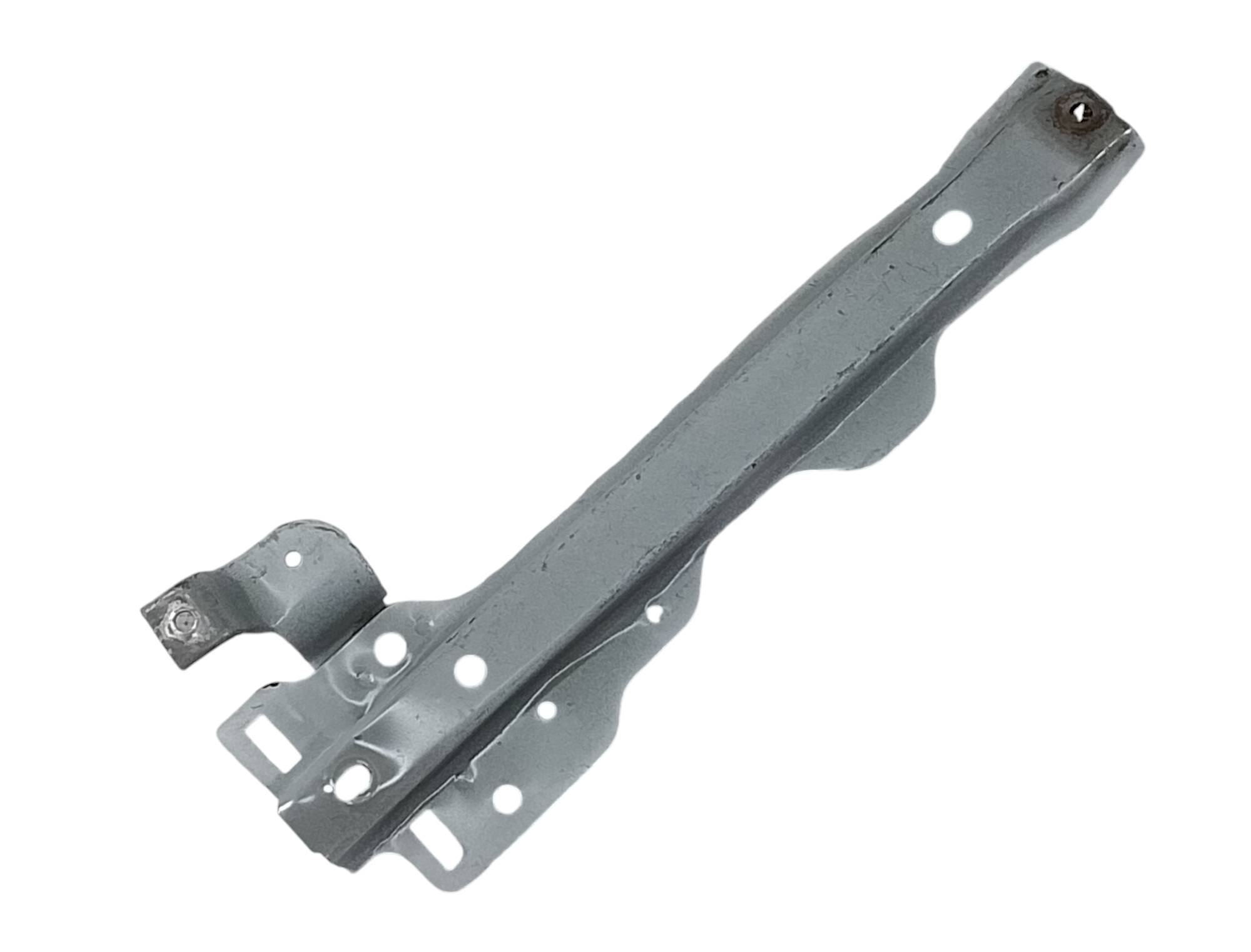 Nissan Tsuru 1994 - 2017 Soporte Delantera Usado Original