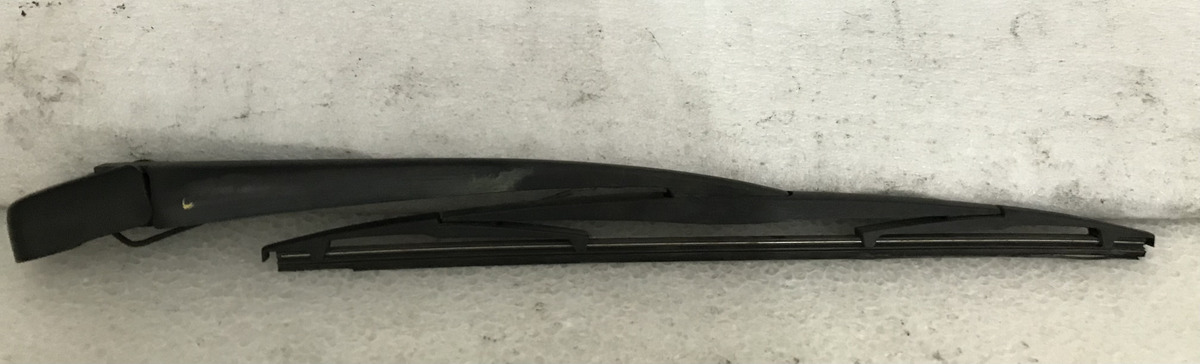 Honda Odyssey 2008 Al 2010 Pluma Brazo Limpia Medallon