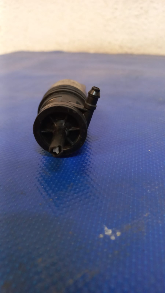 Bomba Agua Chisguetero Vento Golf Tiguan Jetta Passat
