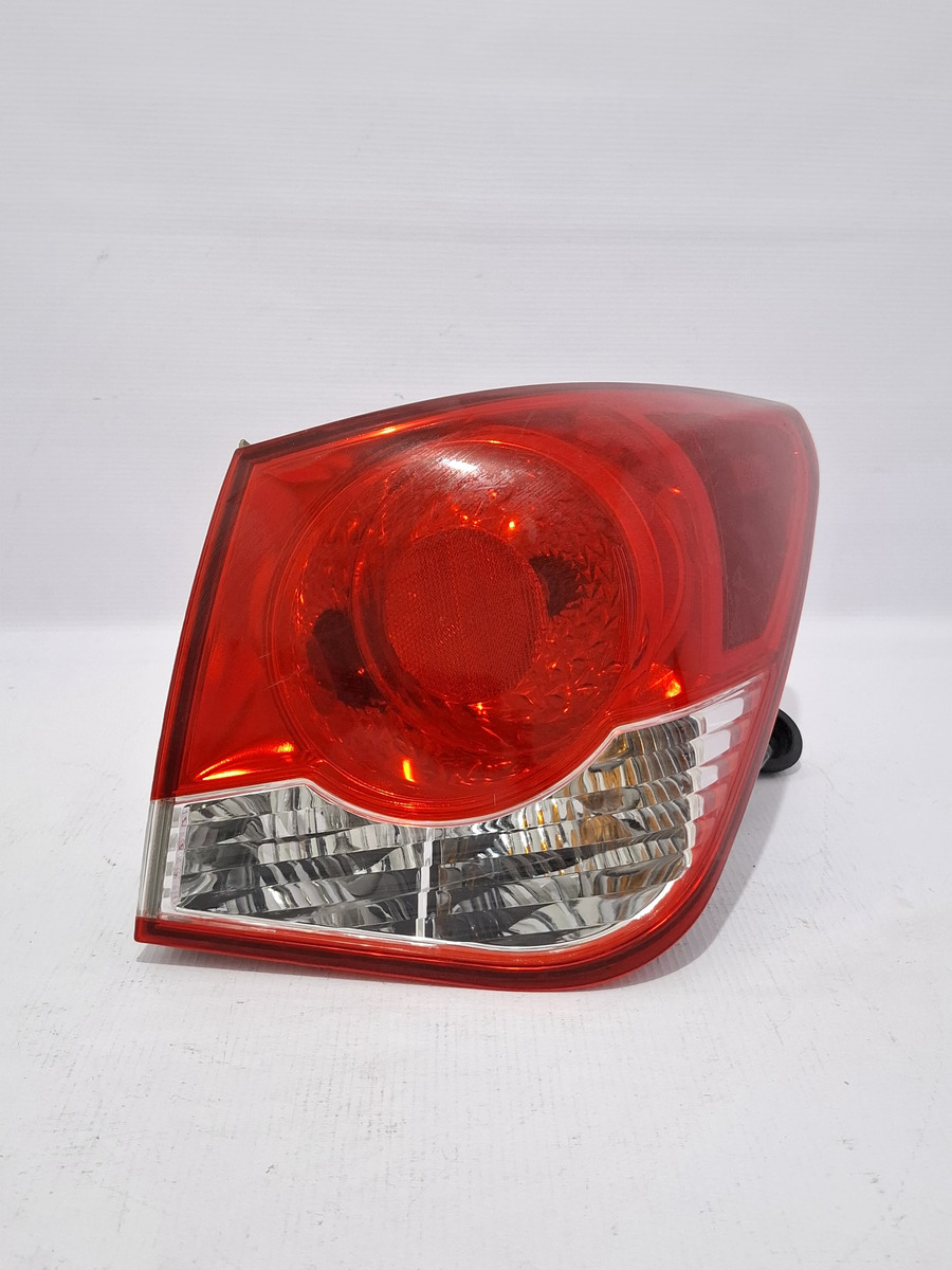 Calavera Cruze Der 2010 2011 2012 2013 2014 2015 - vista 1