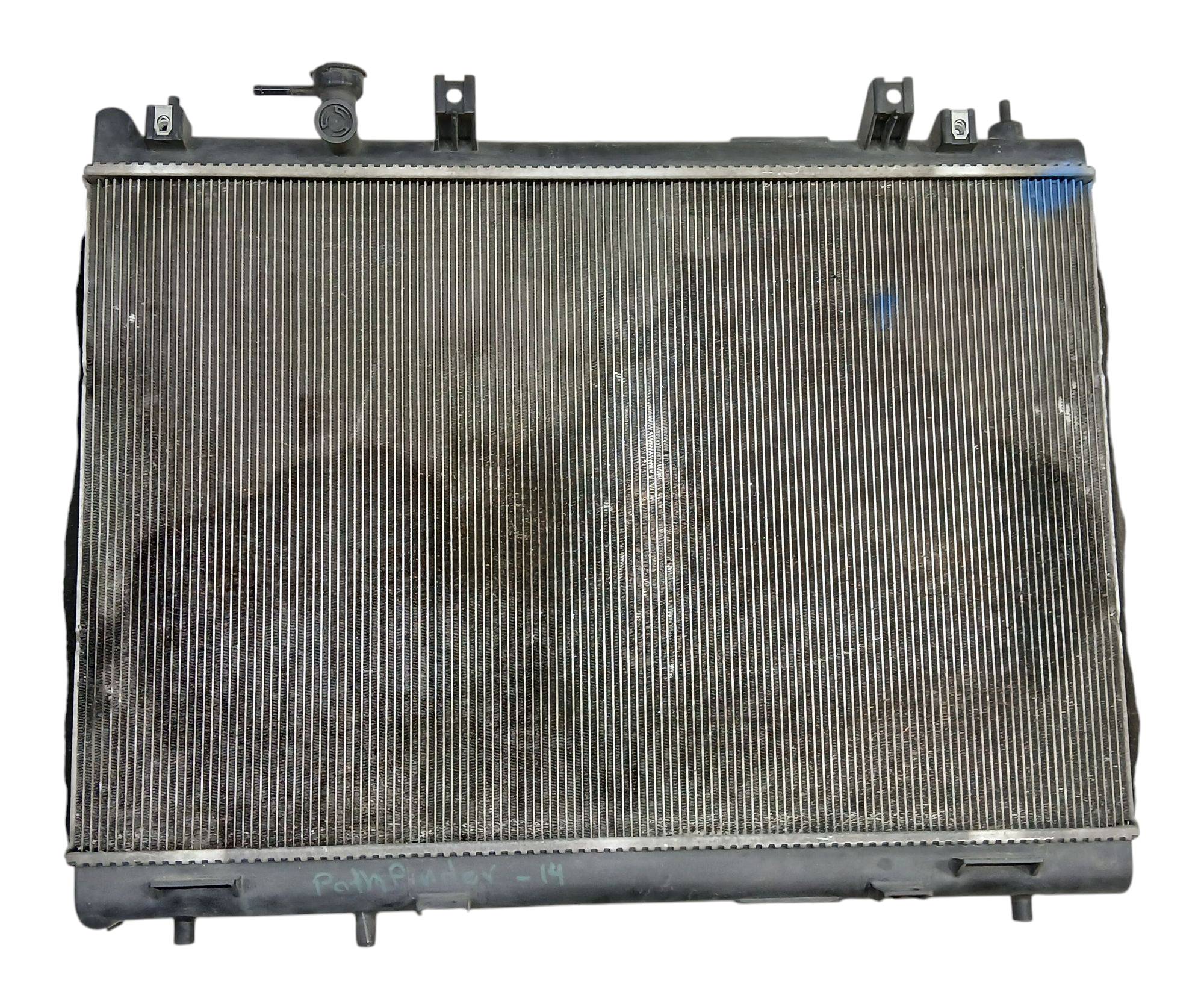 Nissan Pathfinder 2013 - 2020 Radiador Delantera Derecho Usado Original