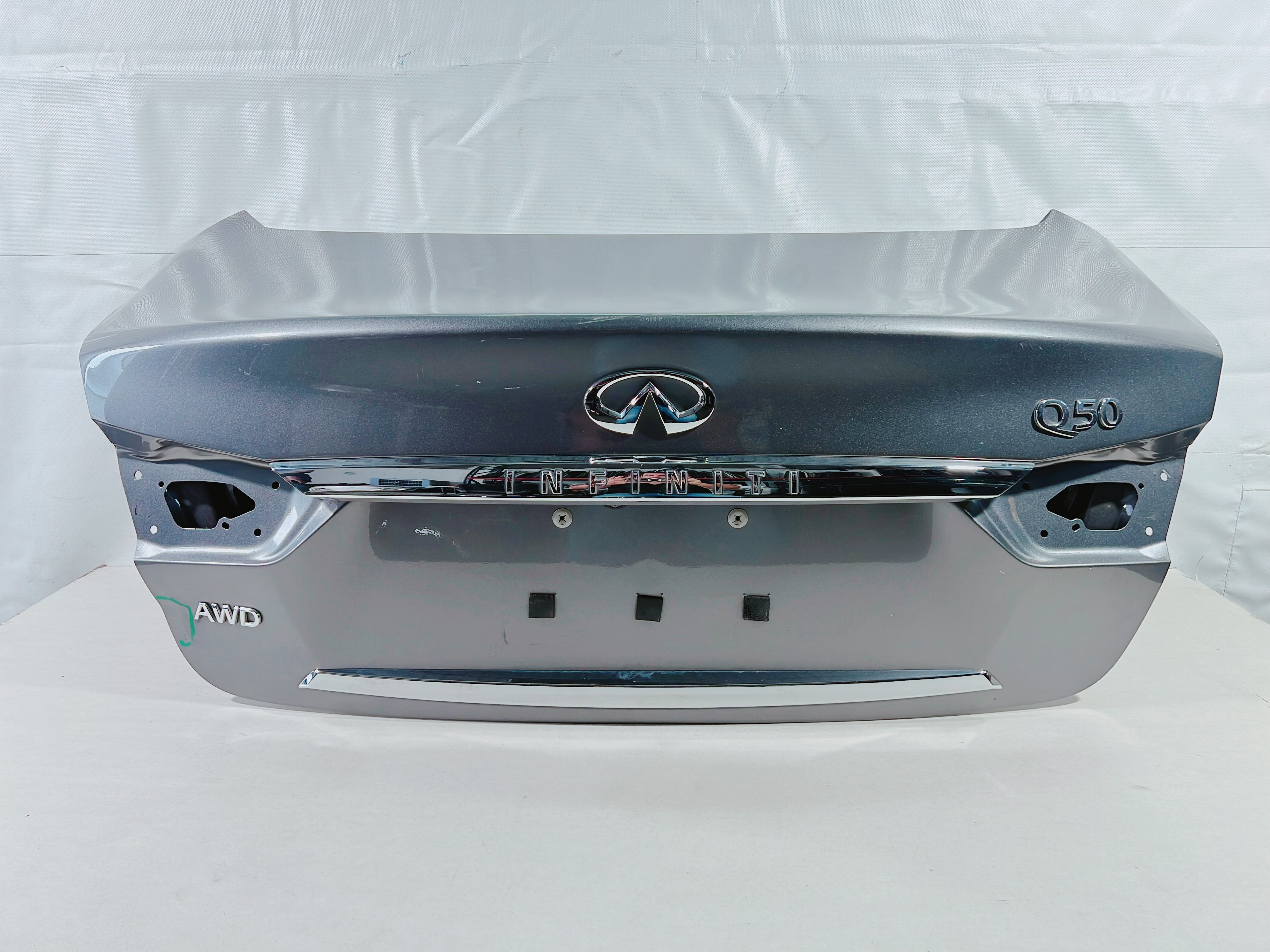 Infiniti Q50 2014 - 2020 Cajuela Usado Original - vista 1