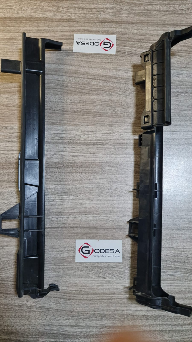Base Condensador Mercedes Cla 2014-2017
