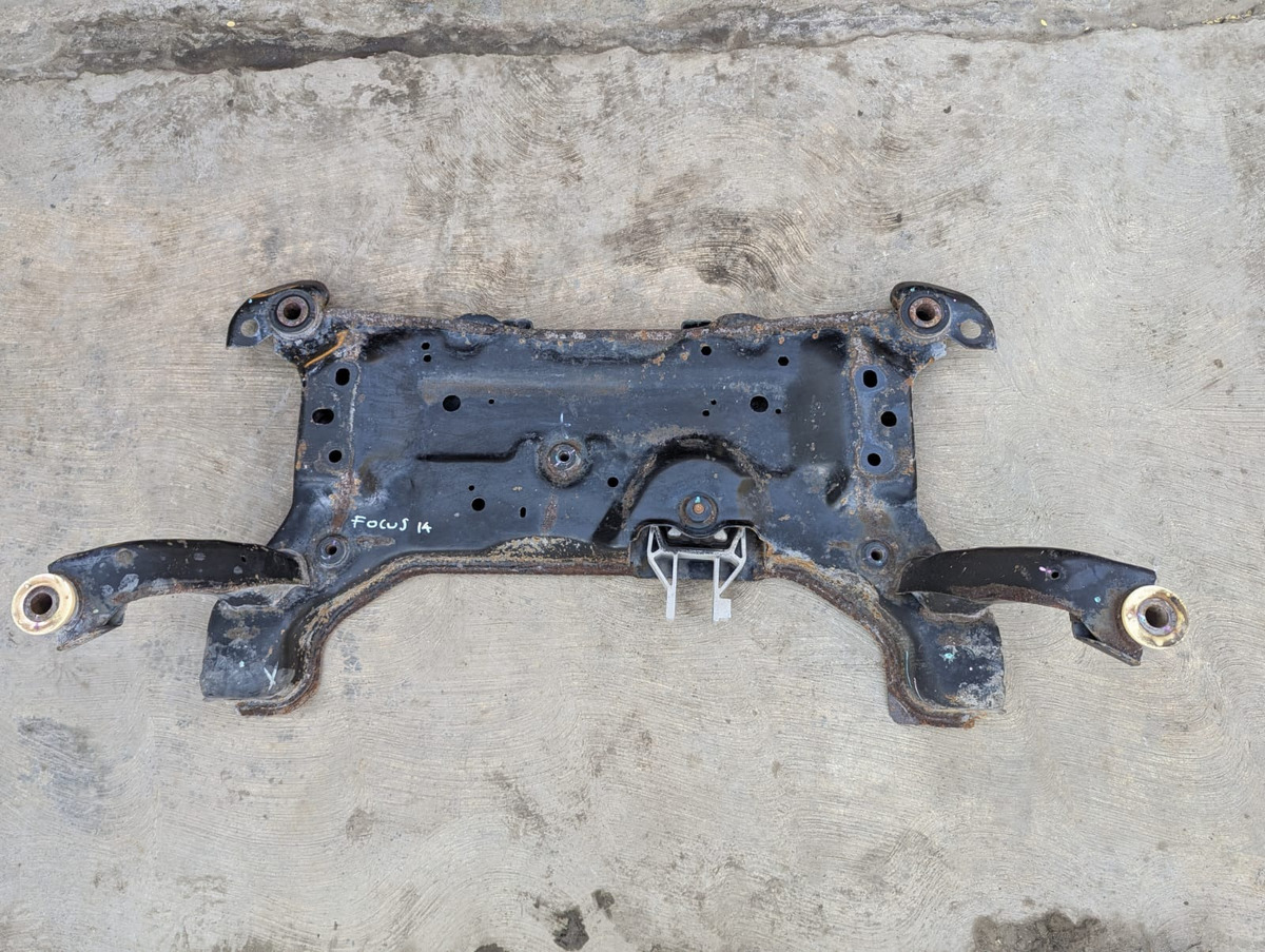 Ford Focus 2012-2014 Puente De Suspencion Delantero