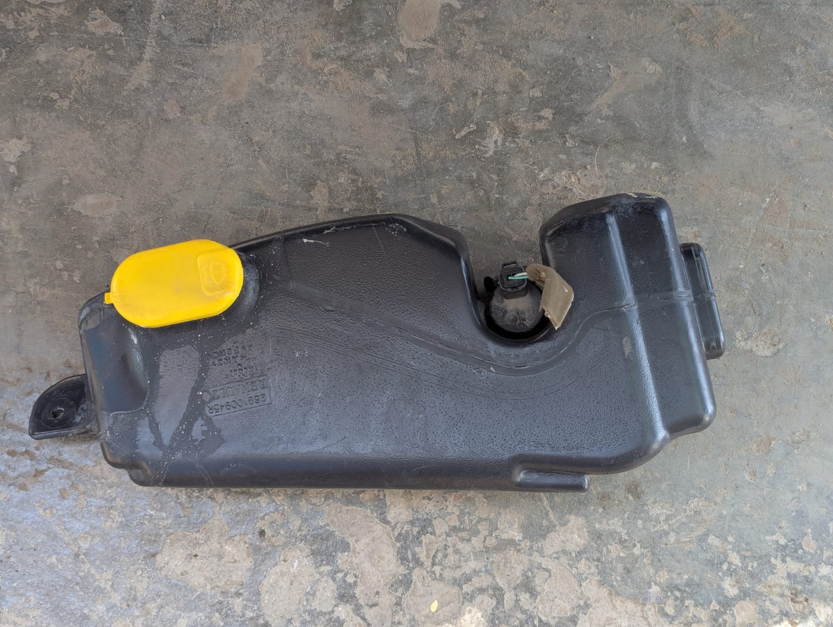 Renault Duster 2013-2020 Deposito De Agua