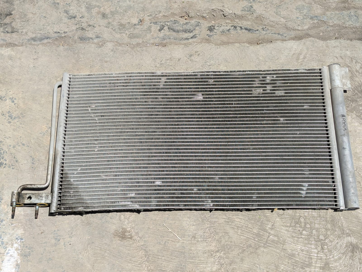 Ford Focus 2012-2015 Condensador A/c