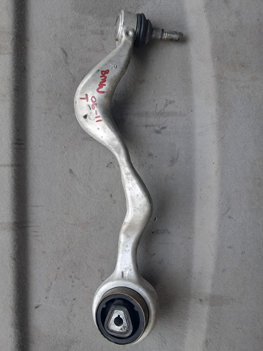 Bmw Series 1 2006 Al 2011 Tirante De Suspensión Derecho