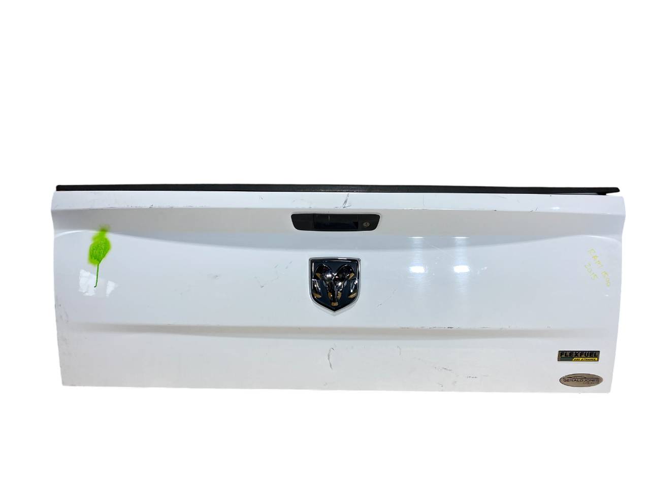 Dodge Ram 2010 - 2018 Tapa de Caja Usado Original