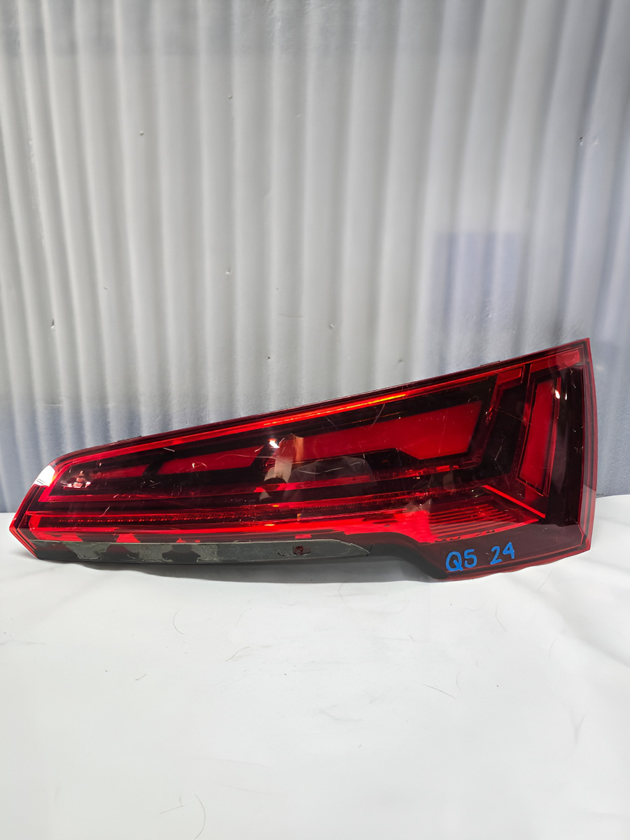 Calavera Derecha Audi Q5 2021 2022 2023 2024 - vista 1