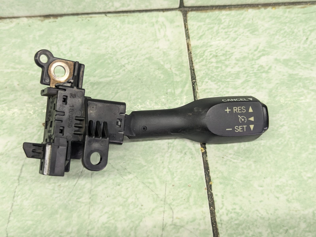 Toyota Rav4 2013-2018 Interruptor Control Crucero - vista 1