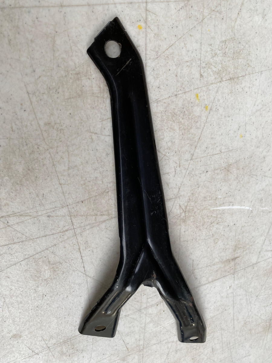 Soporte Brazo Rh Defensa Ram 09 10 11 13 14 15 16 17 18 19