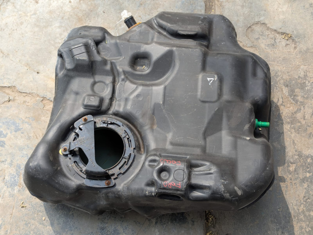 Ford Fovus 2012-2014 Tanque De Gasolina