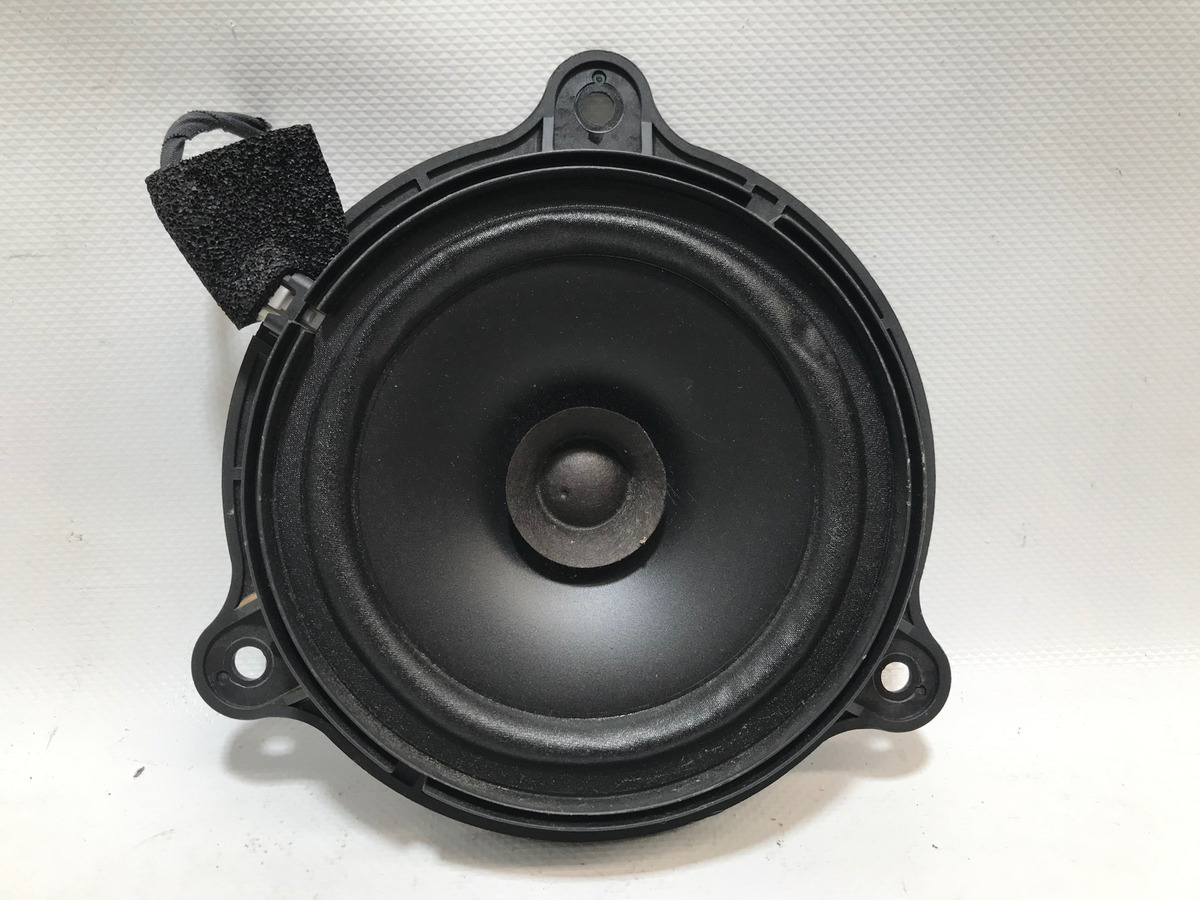 Nissan Rogue Xtrail 2015-2020 Bocina Puerta Delantera Rh