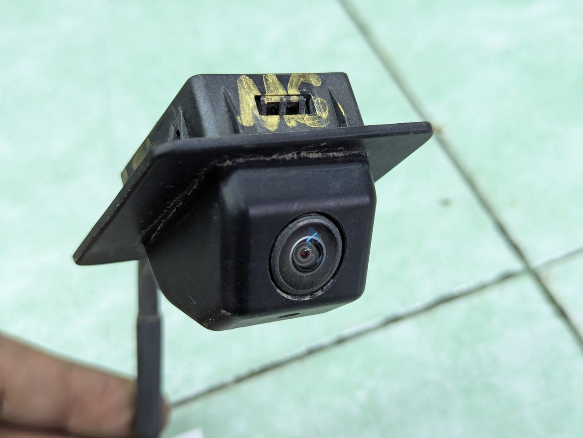 Mg Gt 2022-2025 Camara De Reversa Original