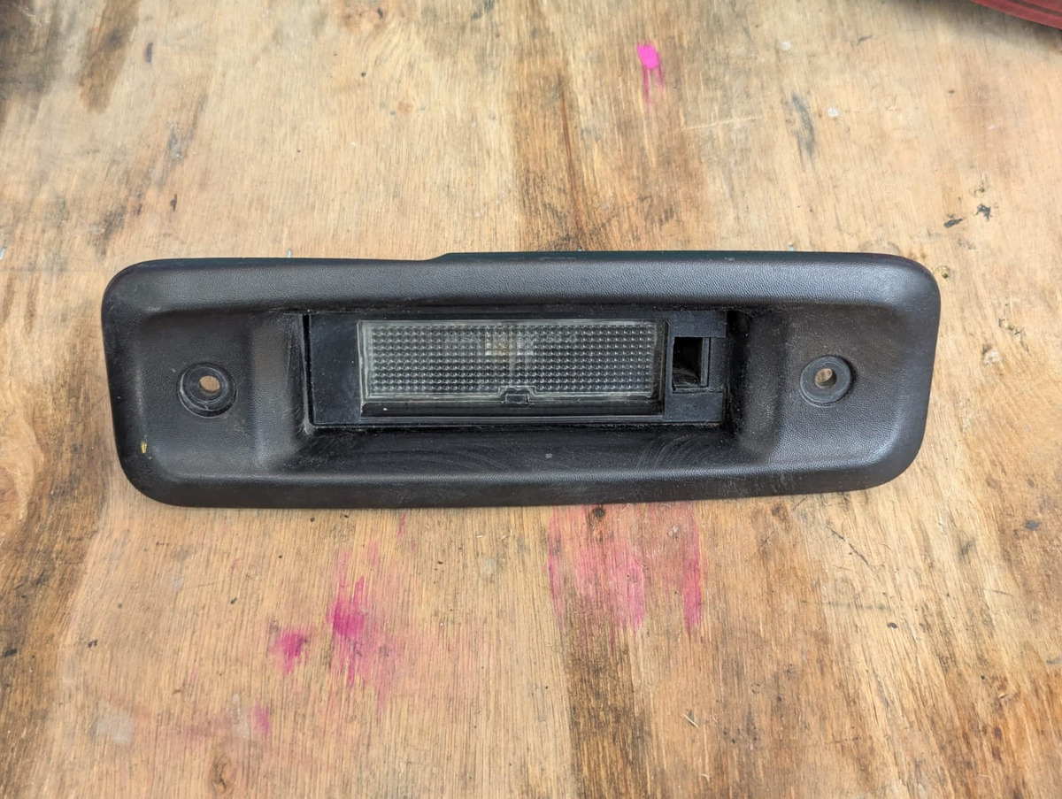 Ram 700 2015-2020 Luz De Caja