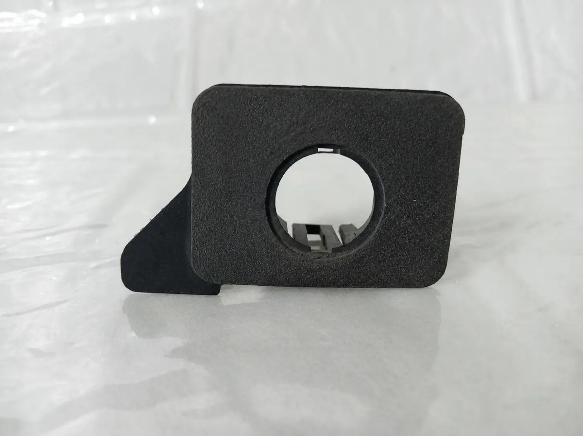 Soporte Sensor Estacionamiento Audi Q5 2008 2025 Negro