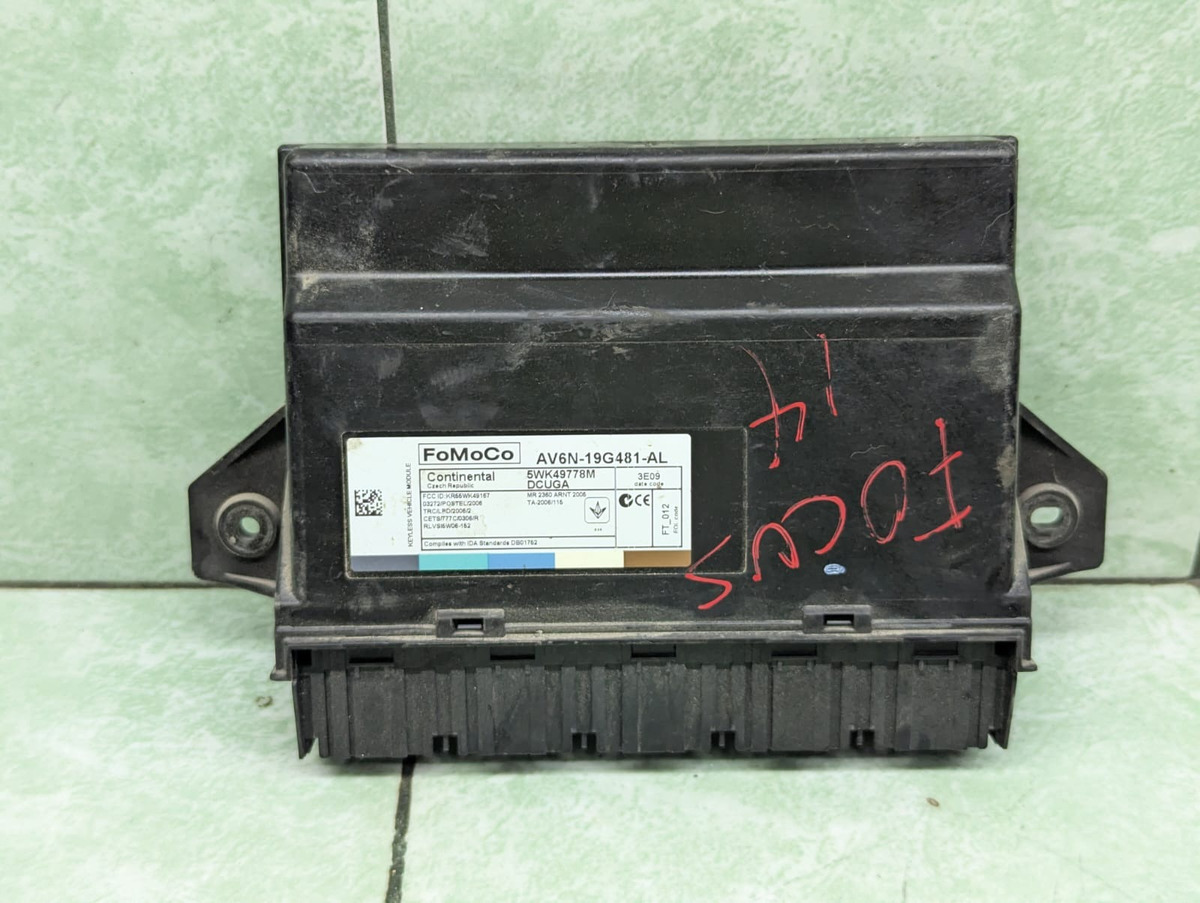 Ford Focus 2012-2014 Modulo De Alarma