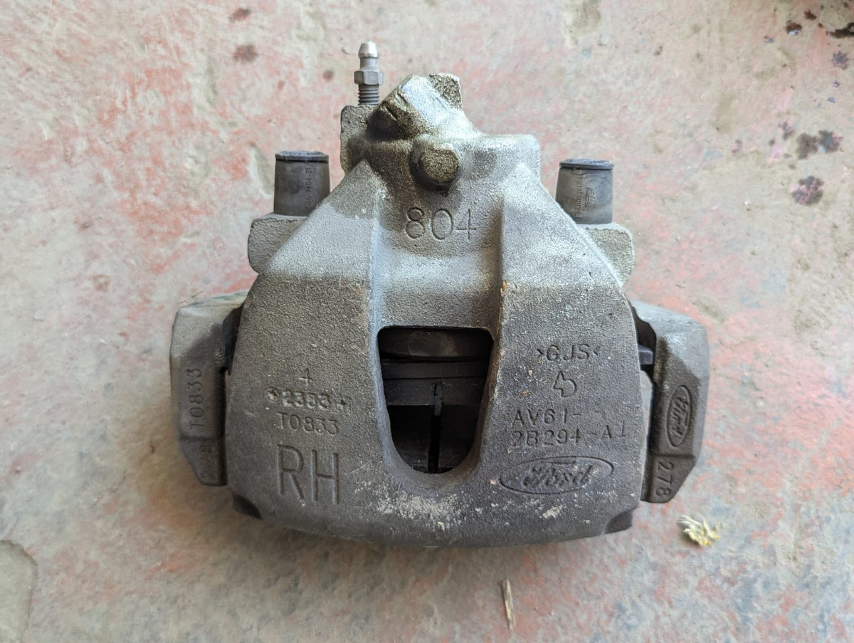 Ford Focus 2012-2014 Caliper Delantero Derecho - vista 1