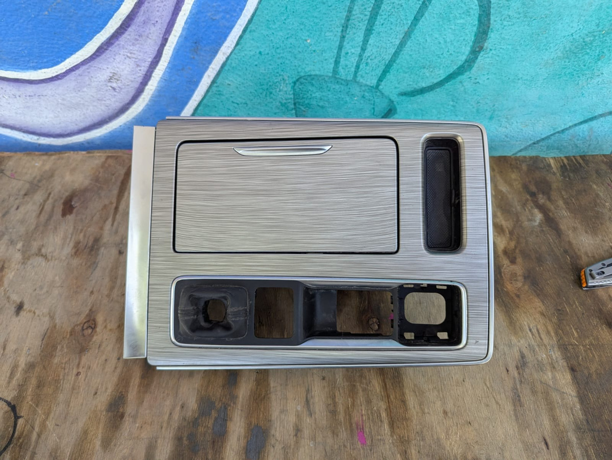 Mg Rx 5 2023-2025 Moldura De Consola Central Portavasos